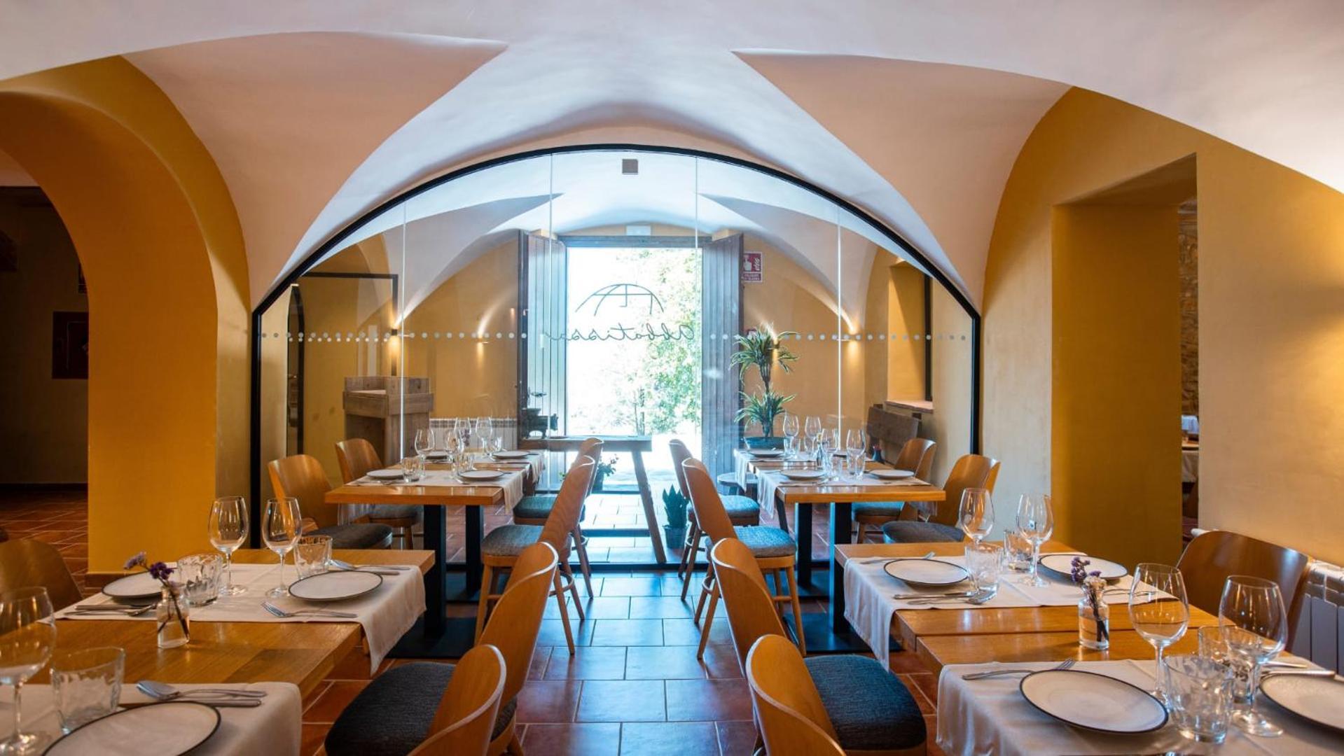 Abbatissa Hotel Restaurant Sant Joan de les Abadesses Exterior photo